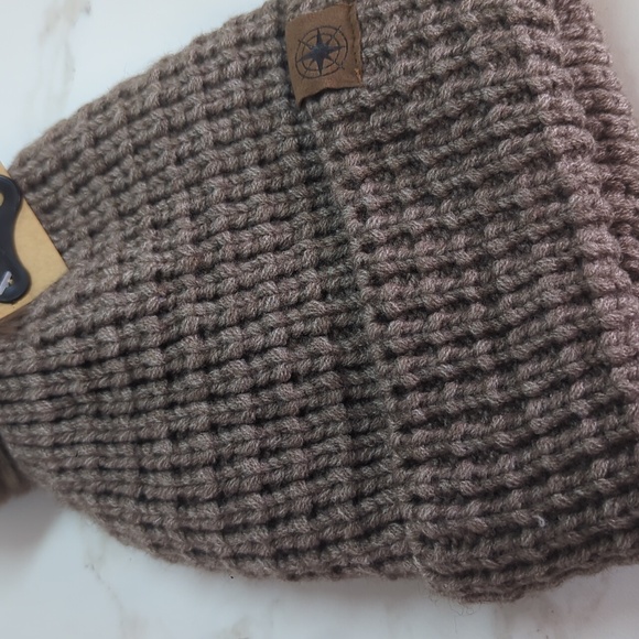 Women's Brown Knit Pom-Pom Beanie - Picture 2 of 3